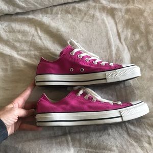 Women’s Converse sneakers